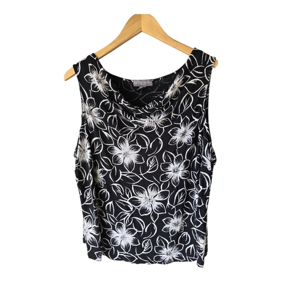 Kate Hill Floral Blouse 1X Women Sleeveless Waterfall Black White Coastal Strect - Picture 1 of 10